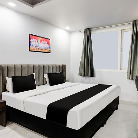 Super Collection O Shalimar Bagh Hotel เดลี ภายนอก รูปภาพ
