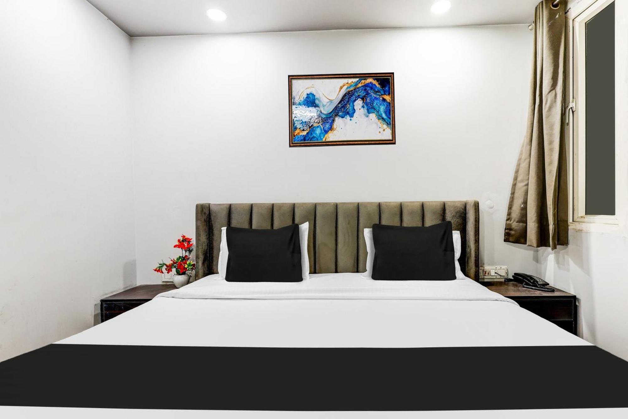 Super Collection O Shalimar Bagh Hotel เดลี ภายนอก รูปภาพ