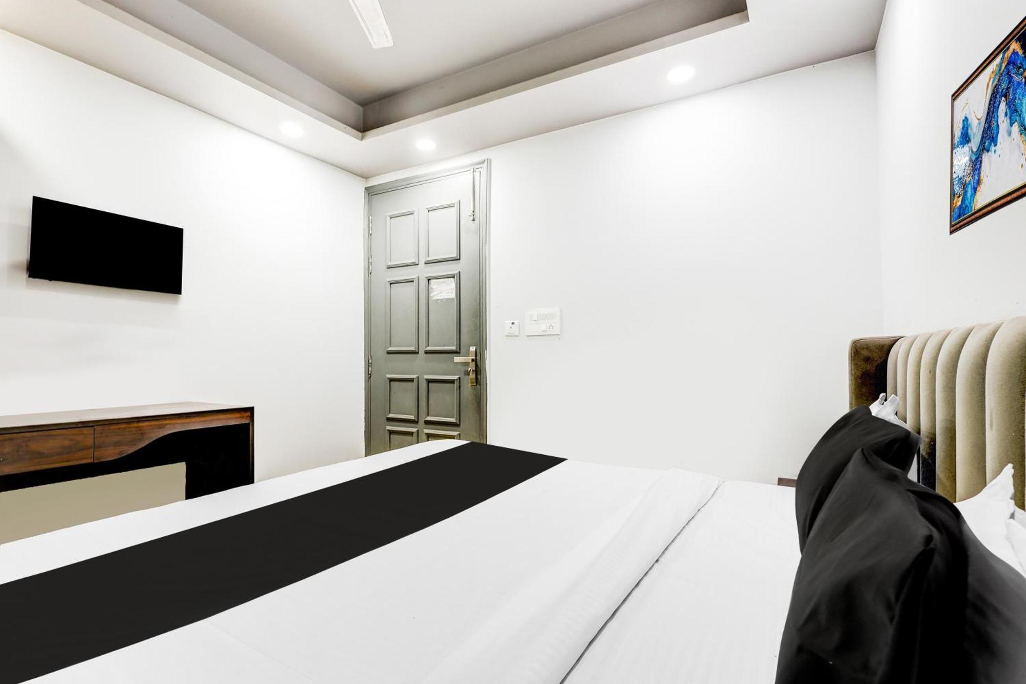 Super Collection O Shalimar Bagh Hotel เดลี ภายนอก รูปภาพ