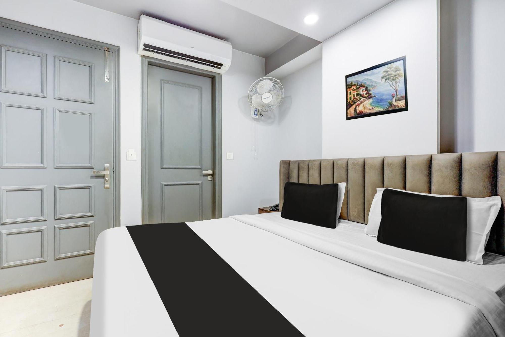 Super Collection O Shalimar Bagh Hotel เดลี ภายนอก รูปภาพ